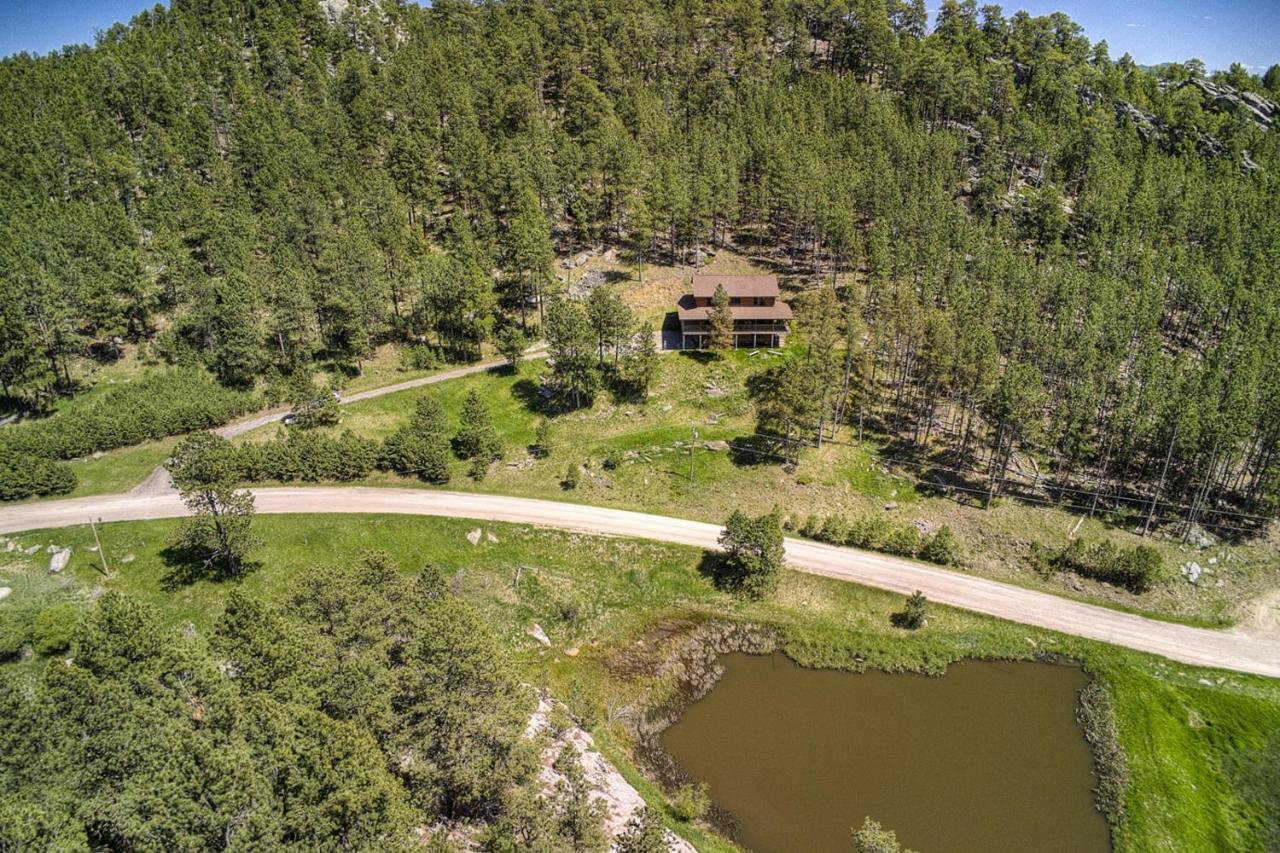Eagle Pine Lodge Custer Exterior photo